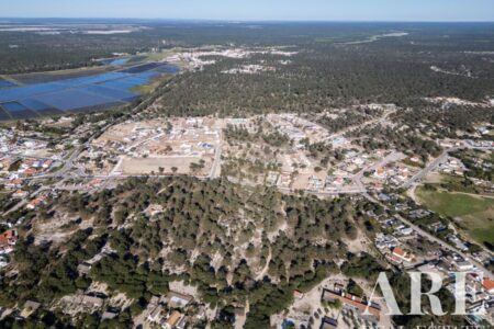 Lote de terreno à venda em Carvalhal, Grandola