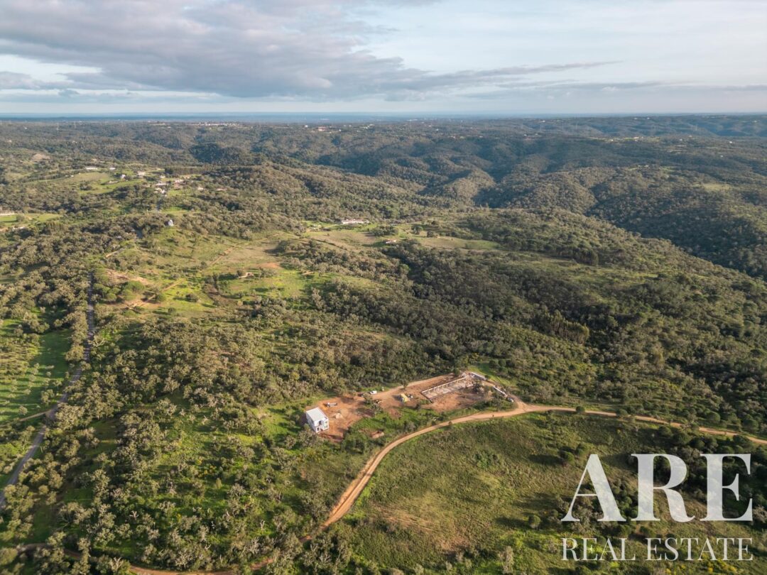 Parcela en venta en São Francisco da Serra, Santiago do Cacem Parcela en venta en São Francisco da Serra, Santiago do Cacem