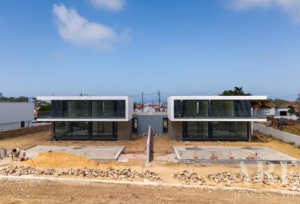 Moradia 4 quartos à venda em Fontanelas, Sintra, Lisbon