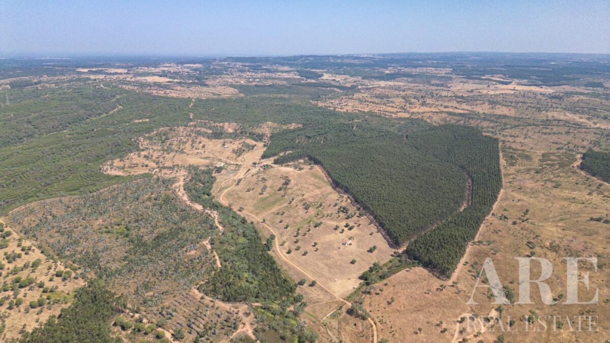 Terreno à venda em Porto Covo, Sines, Setubal &bull; ARE37661