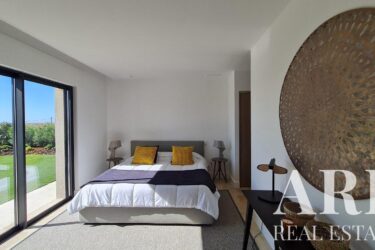 Moradia 4 quartos à venda em Quinta de Faro, Faro, Algarve