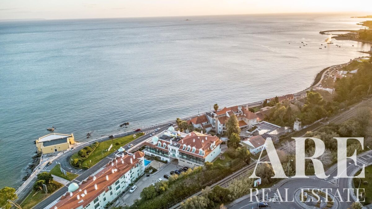 Apartamento 4 quartos à venda em Paço de Arcos, Oeiras, Lisbon • ARE39221