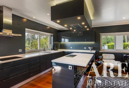 Moradia Luxo 5 quartos à venda em Estoril, Cascais, Grande Lisboa &bull; ARE37350