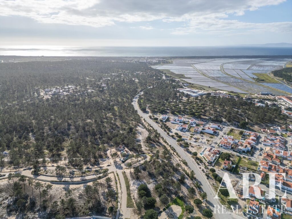 Plot for sale in Carvalhal, Grandola, Setubal &bull; ARE32428