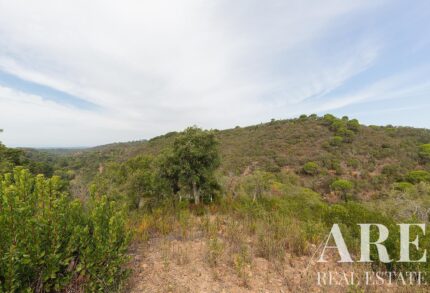 Plot for sale in Santiago do Cacem, Setubal