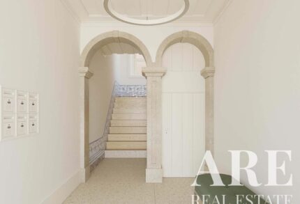 Apartment 3-bedroom for sale in Estrela, Lisbon