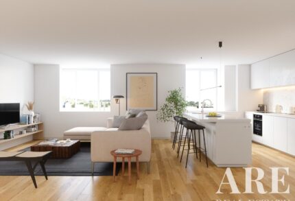 Apartment 2-bedroom for sale in RCC Alvalade, Alvalade, Lisbon