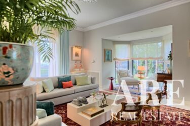 Luxury Villa 6-bedroom for sale in Restelo, Lisbon