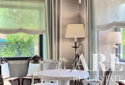 Luxury Villa 6-bedroom for sale in Restelo, Lisbon