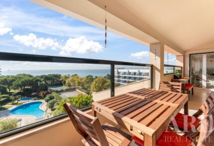 Apartment 4-bedroom for sale in Gandarinha, Cascais, Lisbon