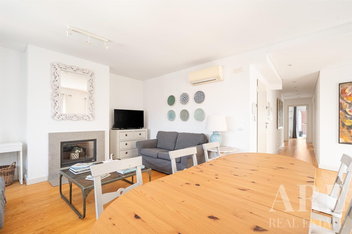 Apartment 2-bedroom for sale in Príncipe Real, Lisbon &bull; ARE37861