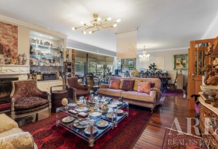 Apartment 5-bedroom for sale in Campo dos Mártires da Pátria, Lisbon