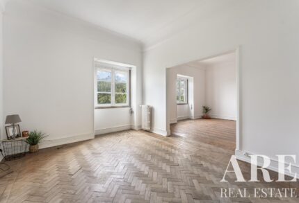 Apartment 6-bedroom for sale in Marquês de Pombal, Lisbon