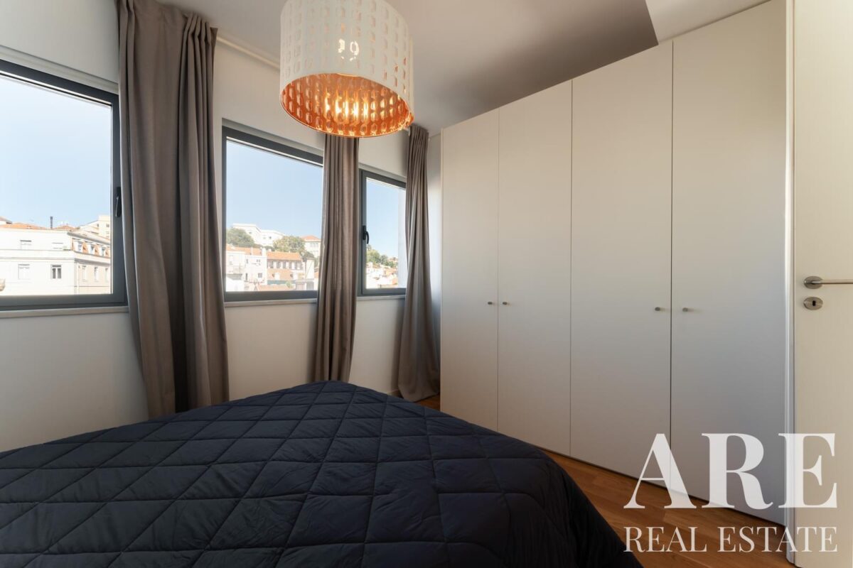 Apartment 2-bedroom for sale in Avenida da Liberdade, Lisbon &bull; ARE32790
