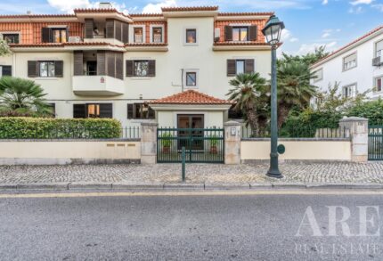 Apartment 4-bedroom for sale in Centro Cascais, Cascais, Lisbon