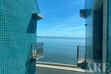 Apartment 2-bedroom for sale in Paço de Arcos, Oeiras, Lisbon