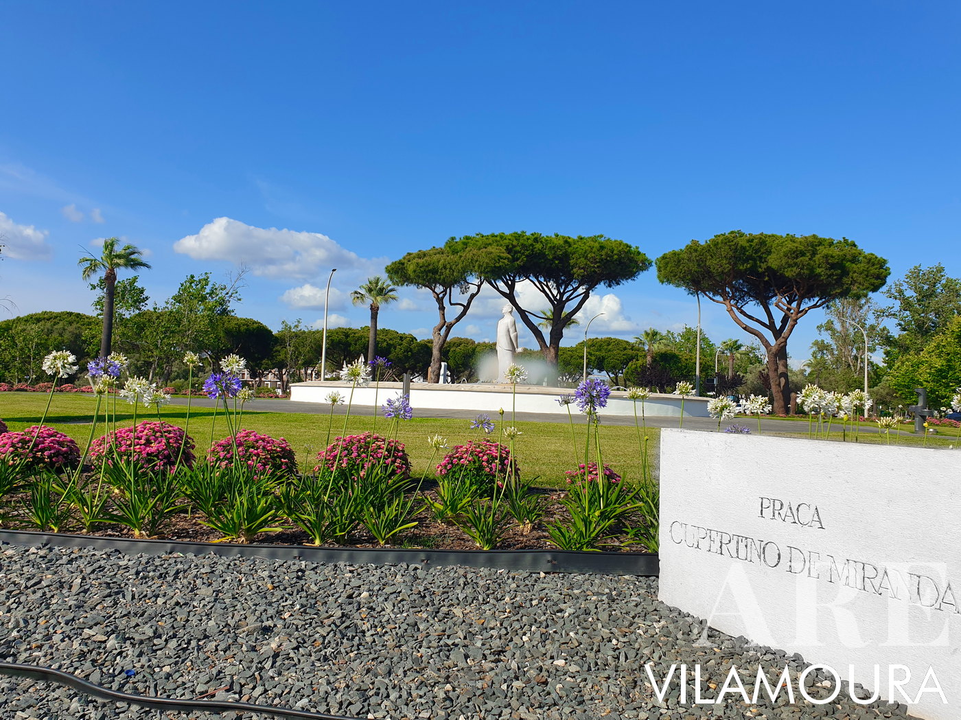 <em>Arthur Cupertino de Miranda, the founder of Vilamoura</em><br>Vilamoura was founded by Arthur Cupertino de Miranda in the decade of 60, when this man acquired the land of 1600 hectares, known as "Quinta de Quarteira" and turned it in the tourist resort now known as Vilamoura. <br><br>Contrary to most tourist destinations in the Algarve, Vilamoura has a recent history since it was purposely architected to satisfy all those who like to enjoy the natural beauty, a relaxed atmosphere, but without neglecting the dynamism and good taste.