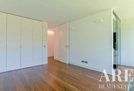 Apartment 3-bedroom for sale in Cascais, Lisbon
