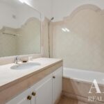 Apartment 4-bedroom for sale in Estoril, Cascais, Lisbon - gallery image