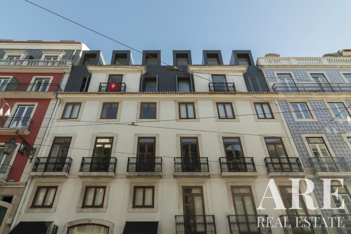 Apartment 2-bedroom for sale in Chiado, Lisbon • ARE32126