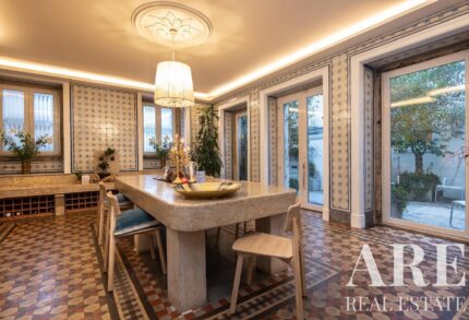 Apartment 4-bedroom for sale in Chiado, Lisbon