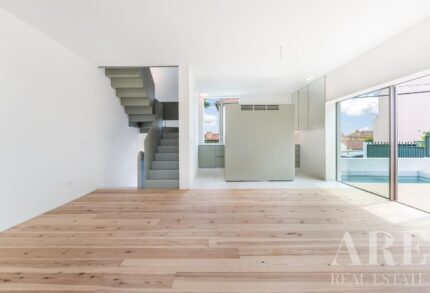 Villa 3-bedroom for sale in São Domingos de Rana, Cascais, Lisbon