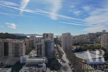 Apartment 3-bedroom for sale in Vista Mirear, Miraflores, Oeiras, Lisbon