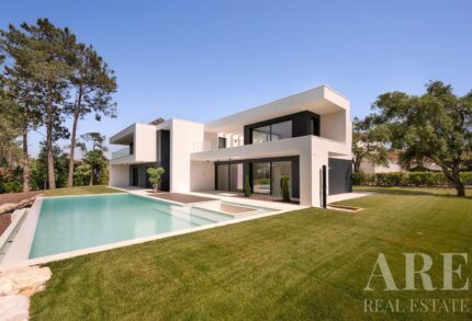 Villa 5-bedroom for sale in Quinta do Peru, Sesimbra, Setubal