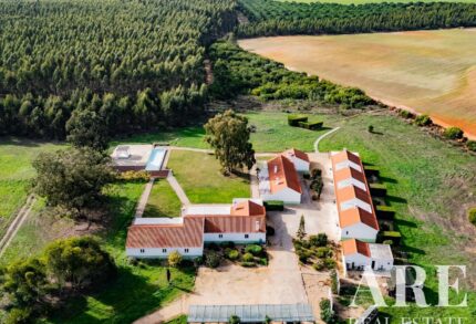 Villa 11-bedroom for sale in Odemira, Beja