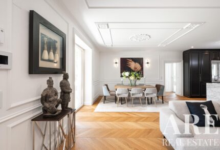 Luxury Villa 3-bedroom for sale in Centro Cascais, Cascais, Lisbon