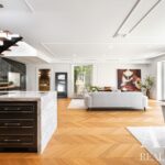 Luxury Villa 3-bedroom for sale in Centro Cascais, Cascais, Lisbon - gallery image