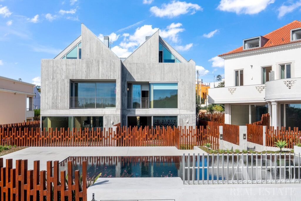 Luxury Villa 4-bedroom for sale in The Frame, Estoril, São João do Estoril, Cascais, Lisbon