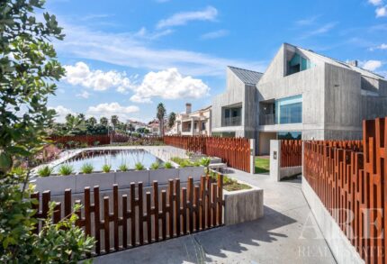 Luxury Villa 4-bedroom for sale in The Frame, Estoril, São João do Estoril, Cascais, Lisbon