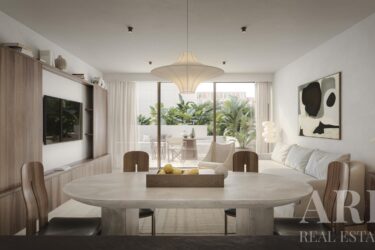 Apartment 3-bedroom for sale in Tomás Ribeiro 79, Avenidas Novas, Lisbon