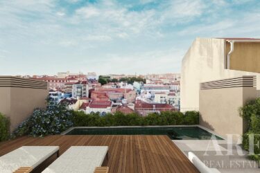 Plot for sale in Graça, Lisbon