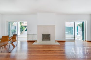 Villa 3-bedroom for sale in Aldeia de Juzo, Cascais, Lisbon