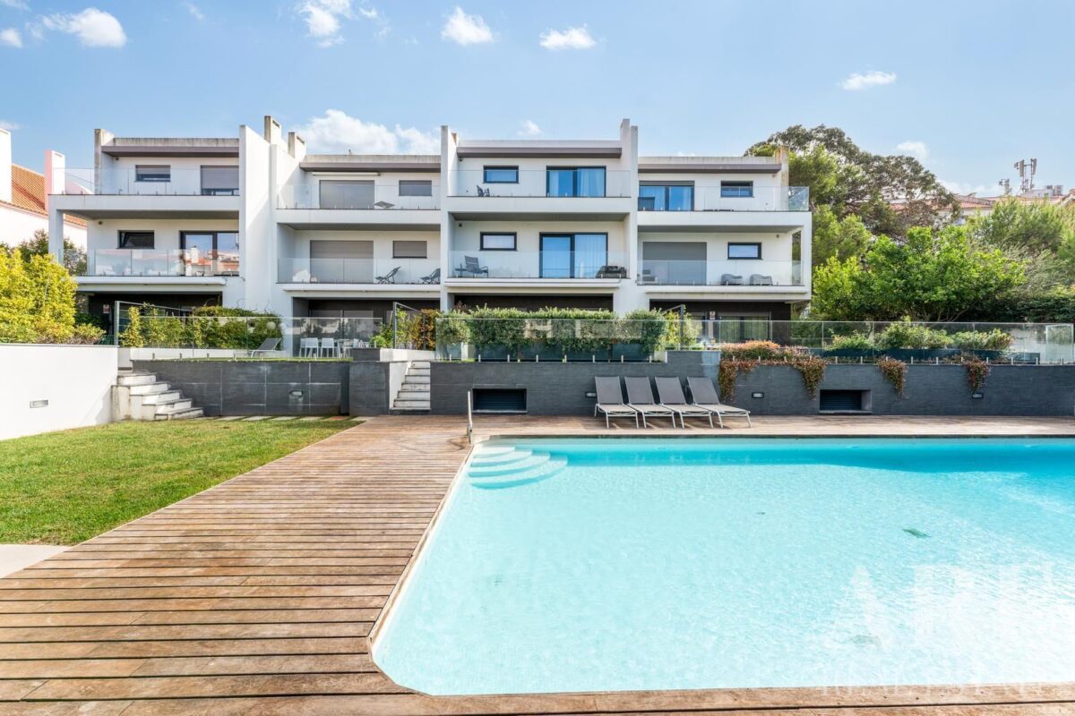 Villa 5-bedroom for sale in Cascais, Greater Lisbon &bull; ARE38382