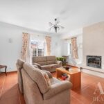 Villa 3-bedroom for sale in Aroeira, Almada, Setubal - gallery image