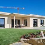 Villa 4-bedroom for sale in Quinta de Faro, Faro, Algarve - gallery image