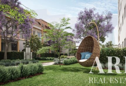 Apartment 3-bedroom for sale in Cristino 1932, Saldanha, Lisbon