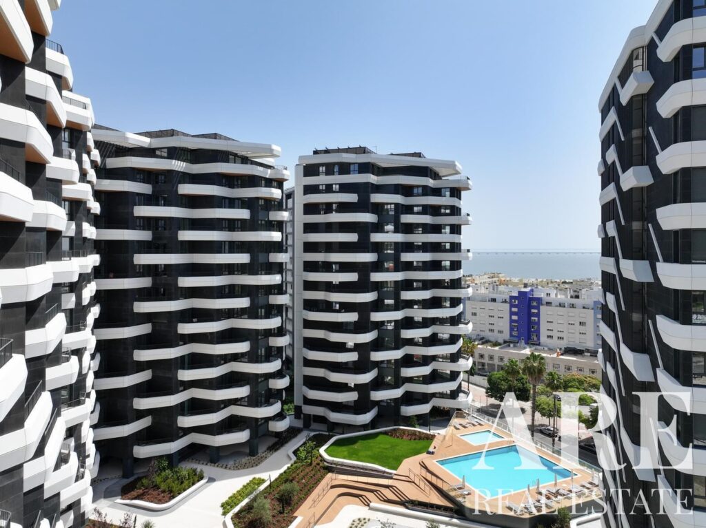 Apartment 2-bedroom for sale in DISTRIKT, Parque das Nações, Lisbon