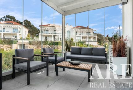 Apartment 5-bedroom for sale in Bairro da Martinha, Cascais, Lisbon