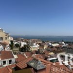 Apartment 2-bedroom for sale in Chiado, Lisbon - gallery image