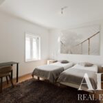 Top Floor Apartment 3-bedroom for sale in Jardim dos Passarinhos, Cascais, Lisbon - gallery image
