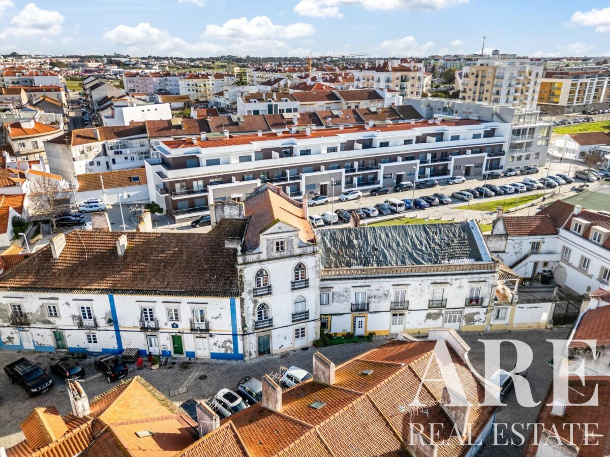 Historical Mansion for sale in Alcochete, Setubal • ARE39182