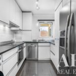 Apartment 2-bedroom for sale in Avenida da Liberdade, Lisboa - gallery image
