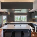 Villa 5-bedroom for sale in Estoril, Cascais, Greater Lisbon &bull; ARE37350 - gallery image