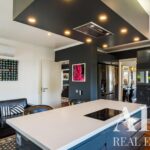 Villa 5-bedroom for sale in Estoril, Cascais, Greater Lisbon &bull; ARE37350 - gallery image