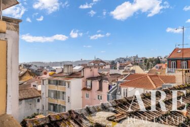 Apartment 2-bedroom for sale in Príncipe Real, Lisbon