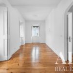 Apartment 2-bedroom for sale in Príncipe Real, Lisbon - gallery image